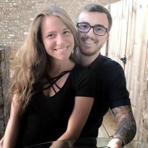 Meet your Posher, Hillary